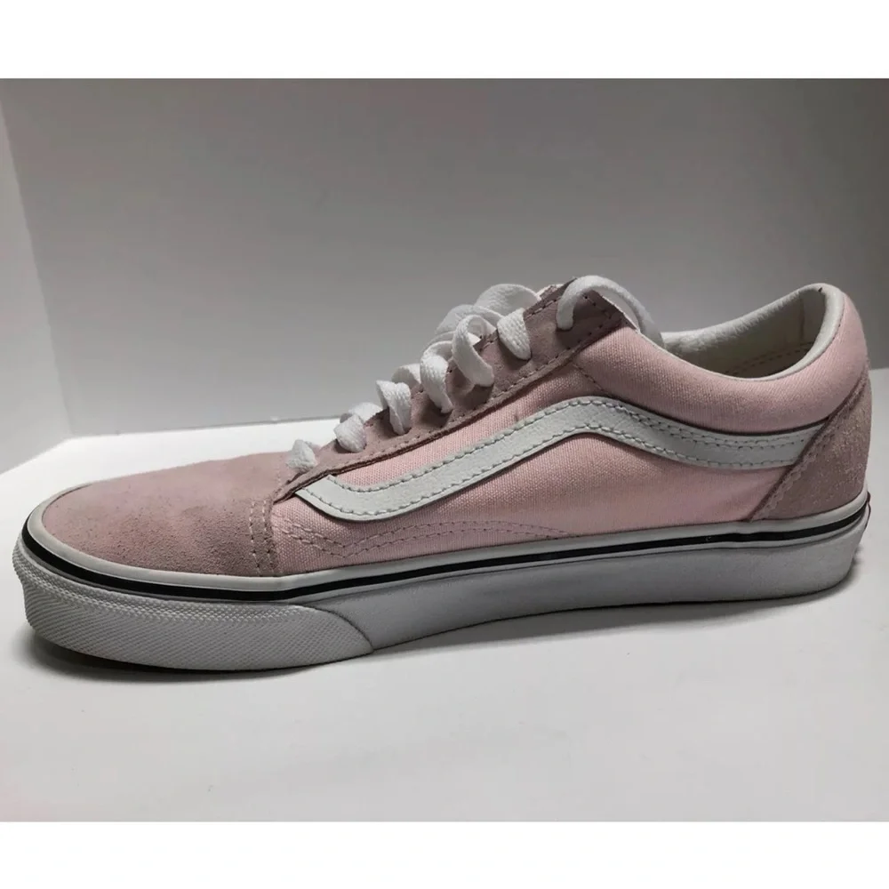 Vans Women’s Old Skool Sneakers Blush, Size 7.5 M